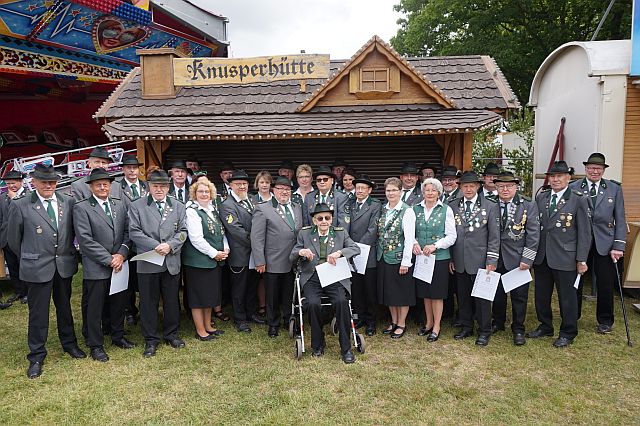Ehrenvolle Momente beim Schützenfest 2023: Günther Gottschlich feiert 70 Jahre Vereinsmitgliedschaft