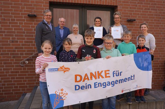 Ehrenamt mit Herz: Anke Brandt und Nicole Wellmann-Hubach für Engagement im Lichtpunktschießen geehrt