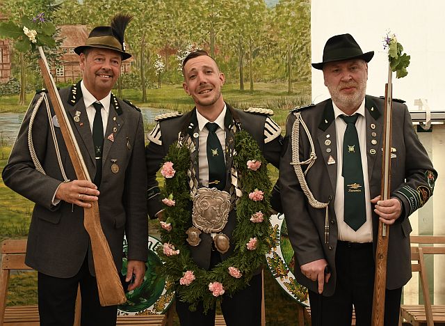 Schützenfest Eversen 2023: Drei Tage voller Sonne, Stimmung und neuer Majestäten